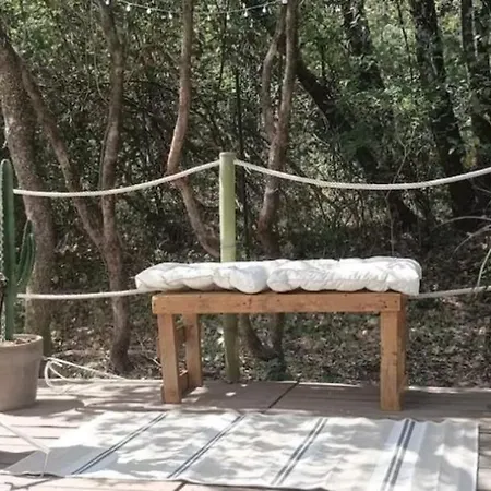 évasion En Pleine Nature, Tipi Insolite Et Jacuzzi Au Pont Du Gard ! Campo de lujo