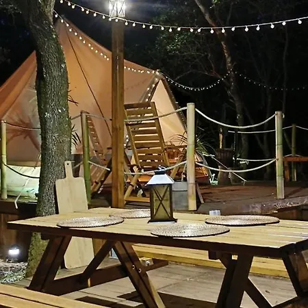 évasion En Pleine Nature, Tipi Insolite Et Jacuzzi Au Pont Du Gard ! Vers-Pont-du-Gard