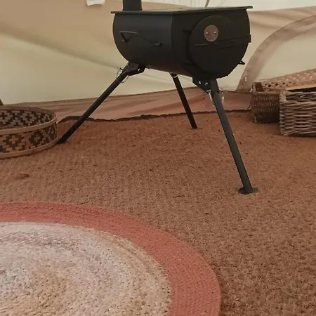 évasion En Pleine Nature, Tipi Insolite Et Jacuzzi Au Pont Du Gard ! * Vers Pont du Gard
