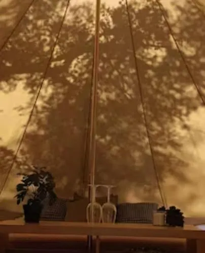 Evasion En Pleine Nature, Tipi Insolite Et Jacuzzi Au Pont Du Gard !