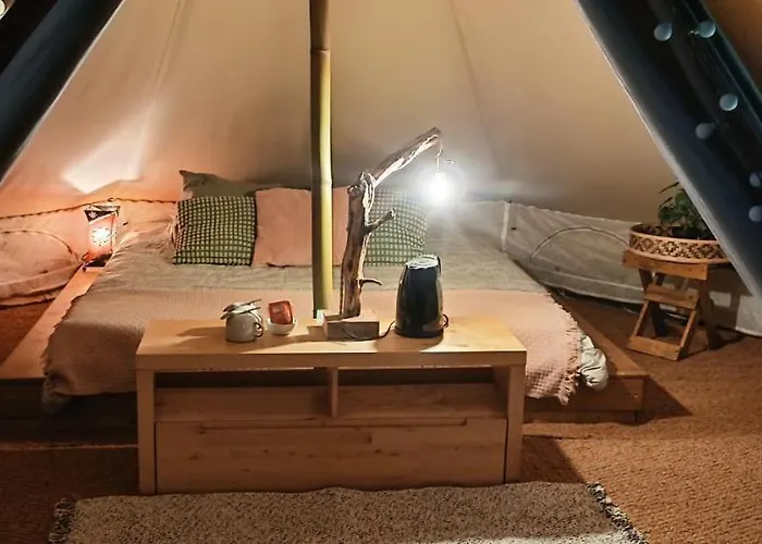 Evasion En Pleine Nature, Tipi Insolite Et Jacuzzi Au Pont Du Gard ! *