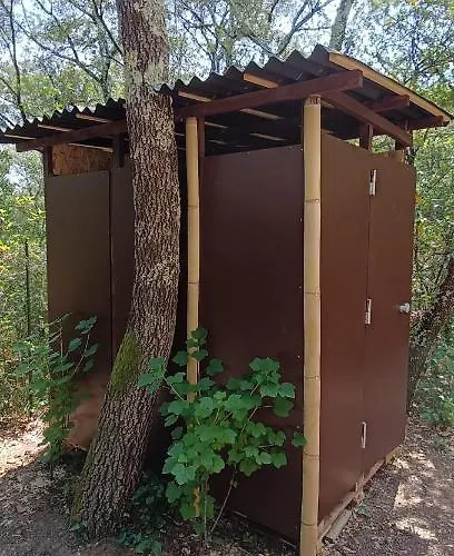 Evasion En Pleine Nature, Tipi Insolite Et Jacuzzi Au Pont Du Gard ! Vers Pont du Gard